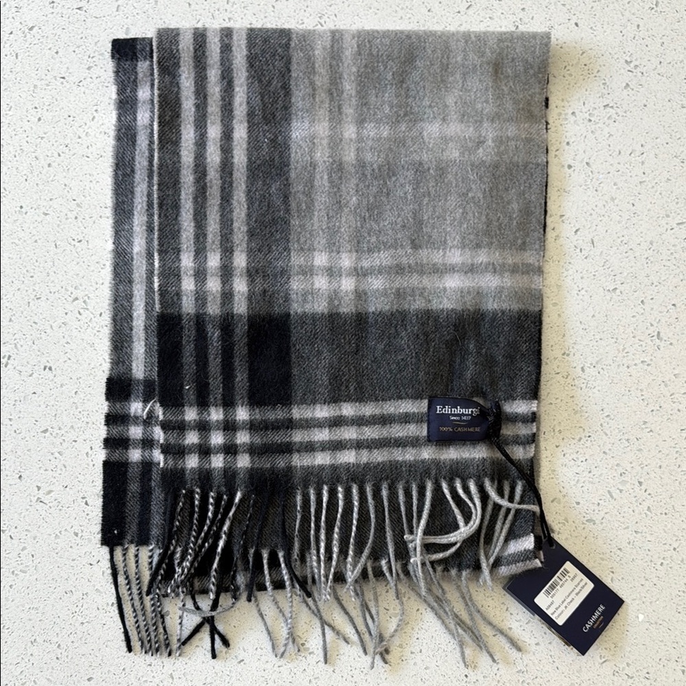 Edinburgh 100% Cashmere Scarf in Black/Gray